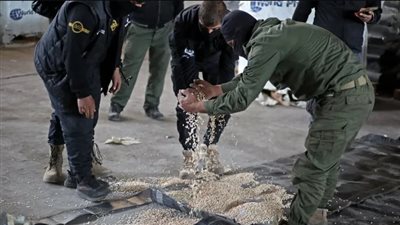 العراق يُحبط محاولة تهريب مُخدرات من سوريا