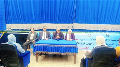 وكيل تعليم الفيوم يلتقي  معلمي اللغة العربية  لتنمية مهارات القراءة والكتابة   