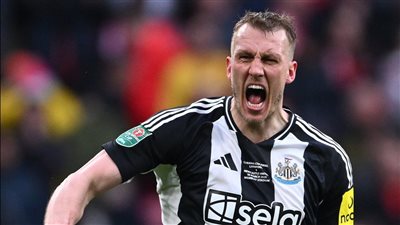 دان بيرن يدخل التاريخ في نهائي كأس الرابطة