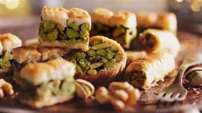 أخصائية التغذية: في شهر رمضان تزداد شهيتنا للحلويات