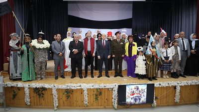 محافظ كفر الشيخ يشهد احتفالية يوم الشهيد بالمسرح المدرسي