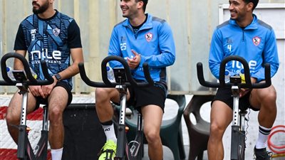 عمر جابر..تجديد عقدى مع الزمالك لم يستغرق وقتا 