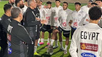 المنتخب الوطني تحت 20 عام يؤدي مرانه الأول بالدوحة.. ونبيه يركز على النواحي الخططية