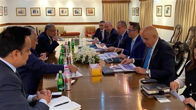 الخطيب يلتقي قيادات TCI Sanmar لبحث توسعات استثمارية جديدة للشركة في مصر