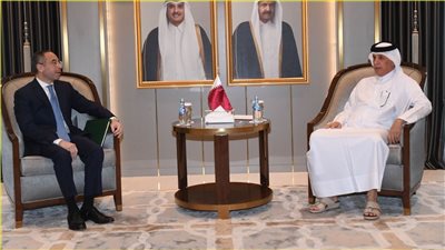 سفير مصر فى الدوحة يلتقى مع وزير الدولة القطرى للشئون الخارجية