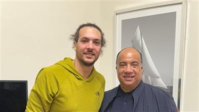 نجم سلة الاتحاد يجدد تعاقده لموسمين