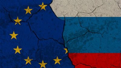 خبير سياسي: الحديث عن مواجهة بين أوروبا وروسيا 