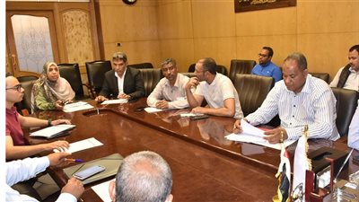 سكرتير عام الأقصر يتابع نسب الإنجاز بملف التصالح في مخالفات البناء