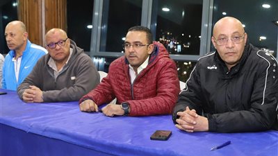 مختار يجتمع بأولياء أمور لاعبي ولاعبات سلة سموحة