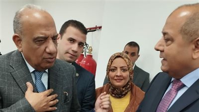 وزير الكهرباء يطمئن المواطنين بعدم انقطاع الكهرباء فى الصيف القادم