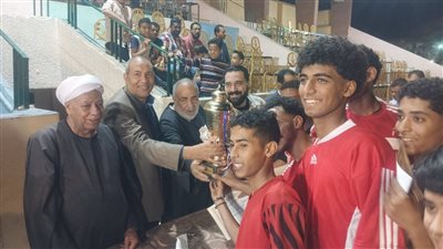 ختام بطولة مركز شباب مدينة قنا وتكريم حفظة القرآن الكريم