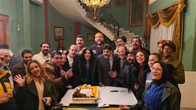 بلال صبري يفاجئ وفاء عامر وحورية فرغلي ومنذر رياحنة في كواليس 