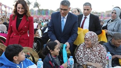 محافظ الجيزة يشهد حفل إفطار جماعي مع 4 آلاف طالب من ذوي الهمم 
