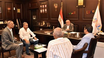 “عمارة”  يستقبل وفد أندية الأقصر  لتقديم الدعم اللازم لدوري المحترفين