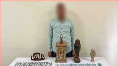 ضبط تاجر آثار بحوزته تمثال حجري وقطع فرعونية بأسيوط