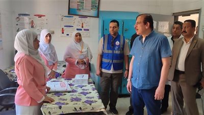 نائب وزير الصحة في زيارة ميدانية لمستشفيات ومنشآت الرعاية الأولية بأسيوط
