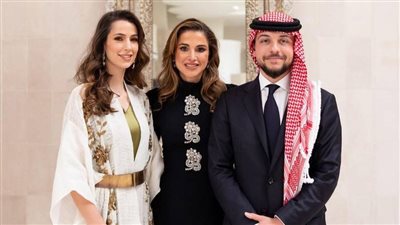ولي العهد الأردني يهنئ والدته وزوجته بمناسبة عيد الأم: كل عام وأنتما للحياة بهجة 