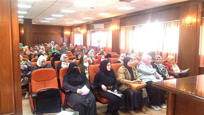 وزارة الإنتاج الحربي تنظم ندوتين توعويتين للعاملين حول 