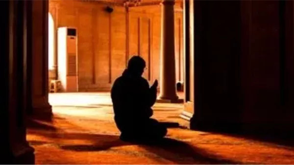 أدعية العشر الأواخر من رمضان.. "اللهم فرج همومنا واقض حوائجنا ويسر أمورنا"
