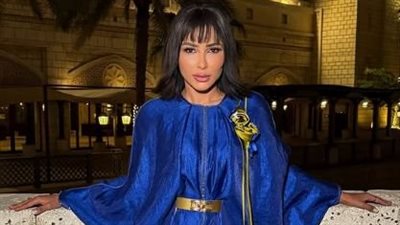 مهيرة عبدالعزيز تتألق بالأسود المحتشم 