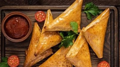 طريقة تحضير سمبوسة بالجبن الكريمي  