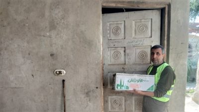 توزيع 1000 كرتونة مواد غذائية على القرى الأكثر احتياجًا بمراكز الشرقية  