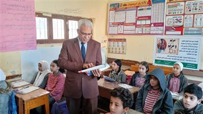 وكيل تعليم الإسماعيلية يتفقد المدارس للتأكد من انتظام الدراسة