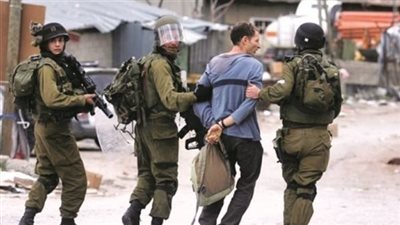 الاحتلال الإسرائيلي يعتقل 27 فلسطينيًّا بالضفة الغربية ويواصل عدوانه على جنين 