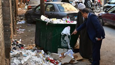 محافظ الدقهلية يتفقد مستوى النظافة والخدمات بشوارع المنصورة