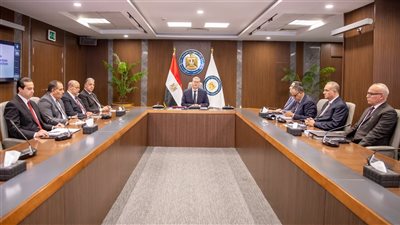 وزير البترول.. الصحراء الغربية تتمتع بامكانات كبيرة يمكن استغلالها من خلال طرق الحفر المبتكرة