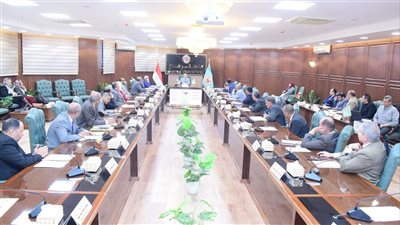 جامعة سوهاج توافق علي قبول 2145 طالب وطالبة وافدين للعام الجامعي الجديد