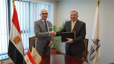 مذكرة تفاهم بين جامعة عين شمس وجامعة الجيزة الجديدة  