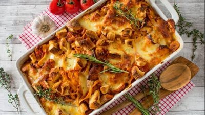 صينية الدجاج بالتوست والكريمة| وجبة سهلة ولذيذة في دقائق