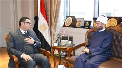 اجتماع بين وزيري الأوقاف والإسكان لبحث التعاون المشترك