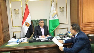 محافظ الجيزة يطلع على خطة مديرية التموين خلال عيد الفطر