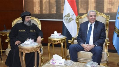 محافظ الغربية يستقبل الأنبا إغناطيوس للتهنئة بعيد الفطر المبارك