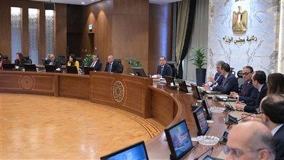 مدبولى يتابع إجراءات إعادة صياغة برنامج متكامل للمساندة التصديرية