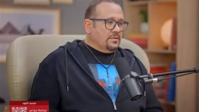 رجلي كانت بتترعش.. هشام عباس يكشف كواليس أولى أغنياته (فيديو)