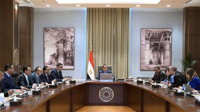 مدبولي يتابع أعمال تطوير الساحل الشمالي من غرب رأس الحكمة لشرق مطروح