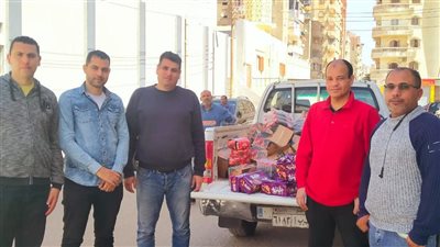 ضبط 4700 قطعة حلوى ومشروبات غازية منتهية الصلاحية بالفيوم 