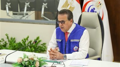 وزير الصحة يترأس غرفة الطوارئ المركزية لمتابعة خطة التأمين الطبي لاحتفالات عيد الفطر