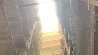 محافظ الجيزة : إزالة 14 دورًا مخالفًا مناور خرسانية لعقارين بحي العجوزة