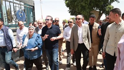  وزير الصحة ومحافظ المنيا يتفقدان مشروعي إنشاء مستشفى مغاغة المركزي ووحدة طب الأسرة