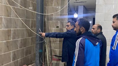 محافظ الدقهلية في جولة تفقدية ليلية بالمنصورة