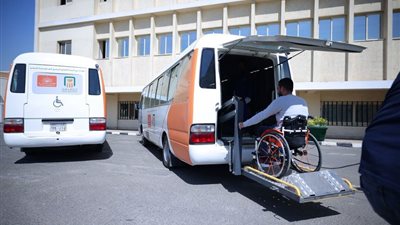 البنك الأهلي المصري يسلم مؤسسة الحسن لدمج القادرون باختلاف أتوبيسات مجهزة للانتقالات