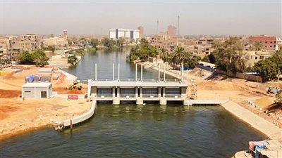 الري تستعرض الموقف التنفيذي لمشروع مجموعة قناطر ديروط الجديدة 