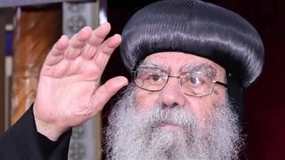 محافظ الشرقية يُنعي وفاة أبن الزقازيق الأنبا باخوميوس  