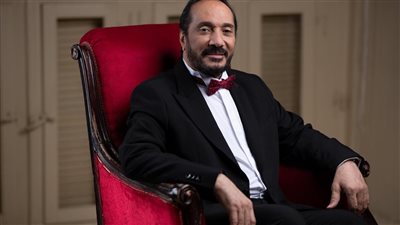 أعمال الأطرش على طريقة الحجار في 100 سنة غنا بالمسرح الكبير