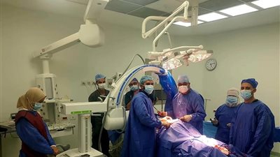 إجراء أولى جراحات العمود الفقري بمستشفى  العدوة