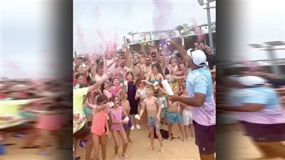 مهرجان الألوان والفوم بارتى بالغردقة